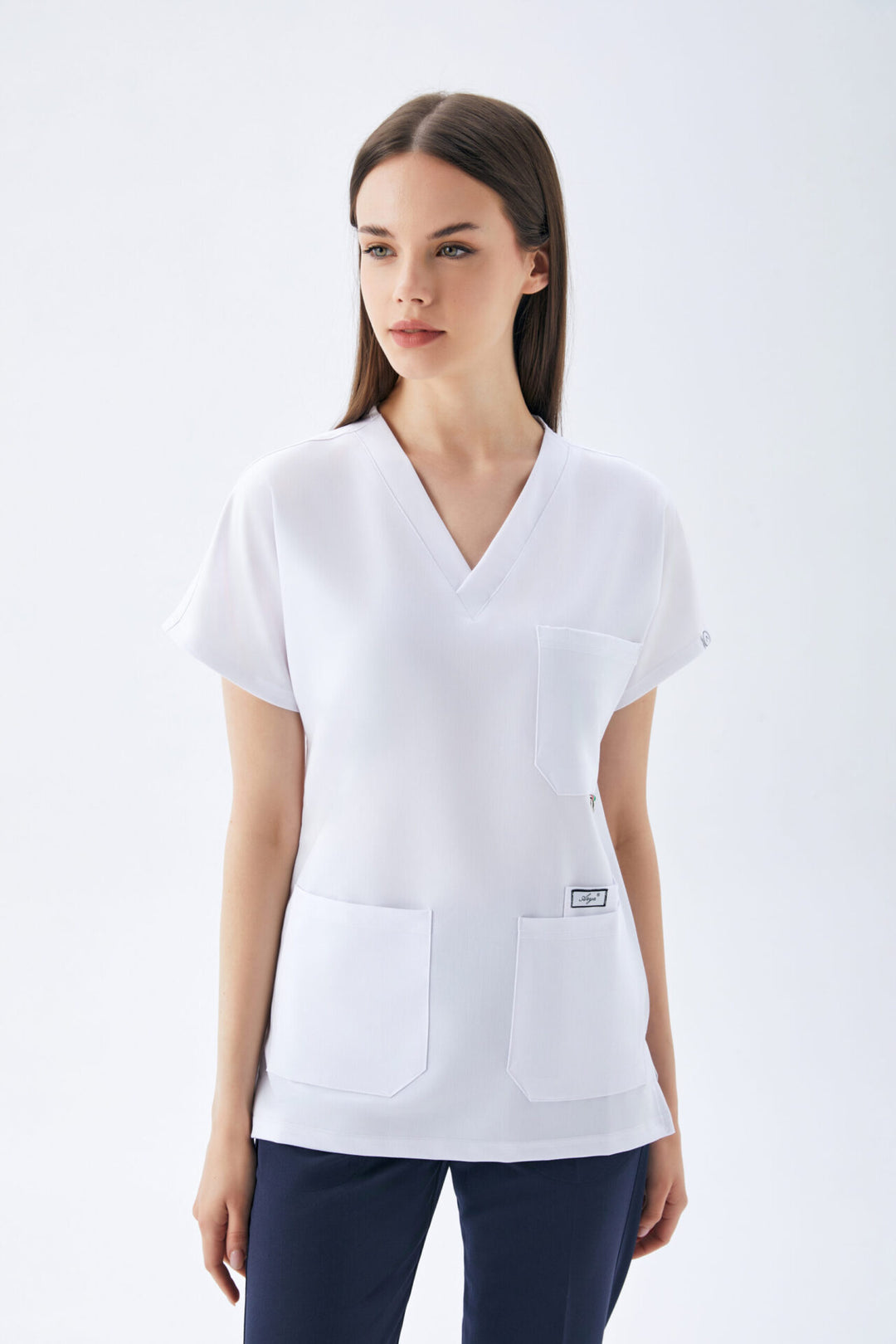 Fit Medical Premium униформa - Цвят Бял - Тъмносин